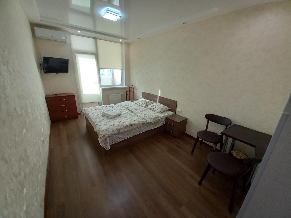 Smart Apartments Drahomanova 2А เคียฟ ภายนอก รูปภาพ