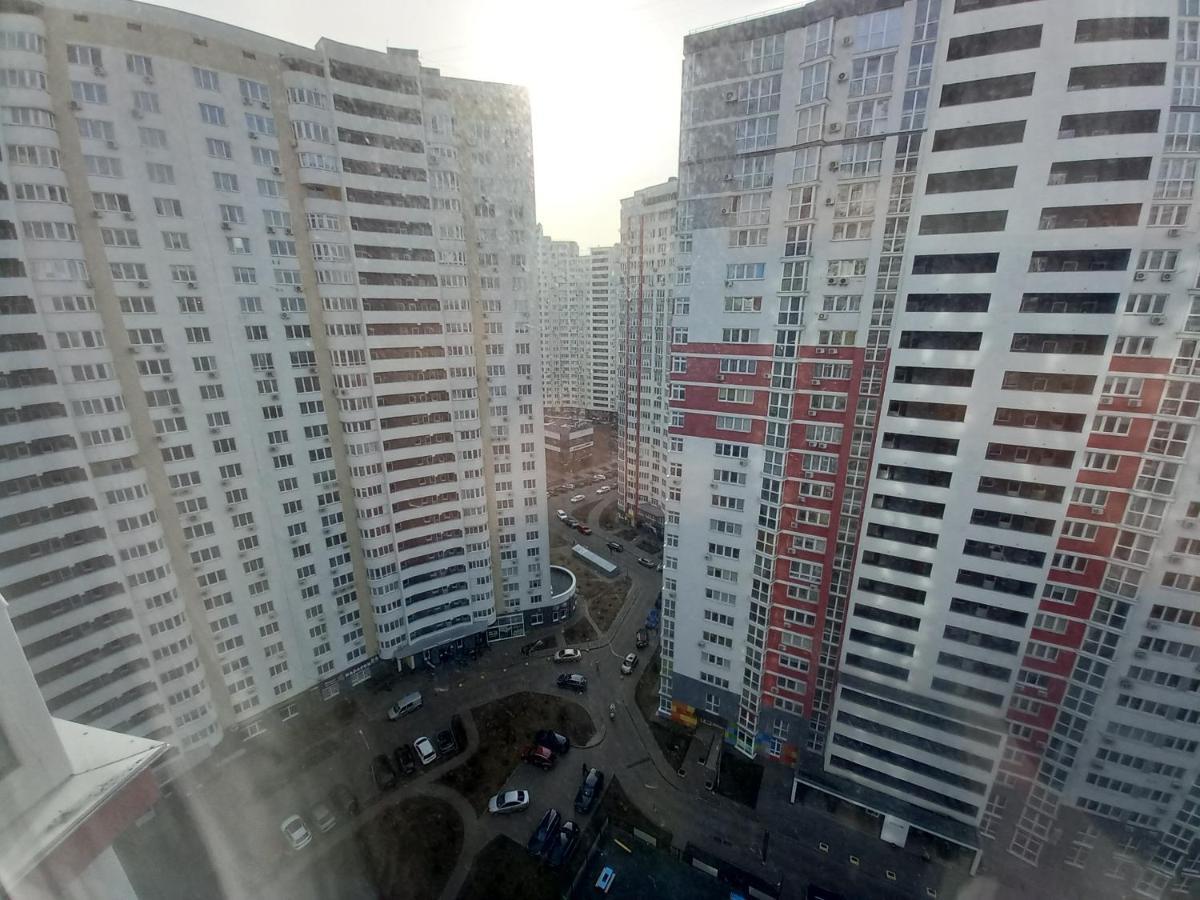 Smart Apartments Drahomanova 2А เคียฟ ภายนอก รูปภาพ