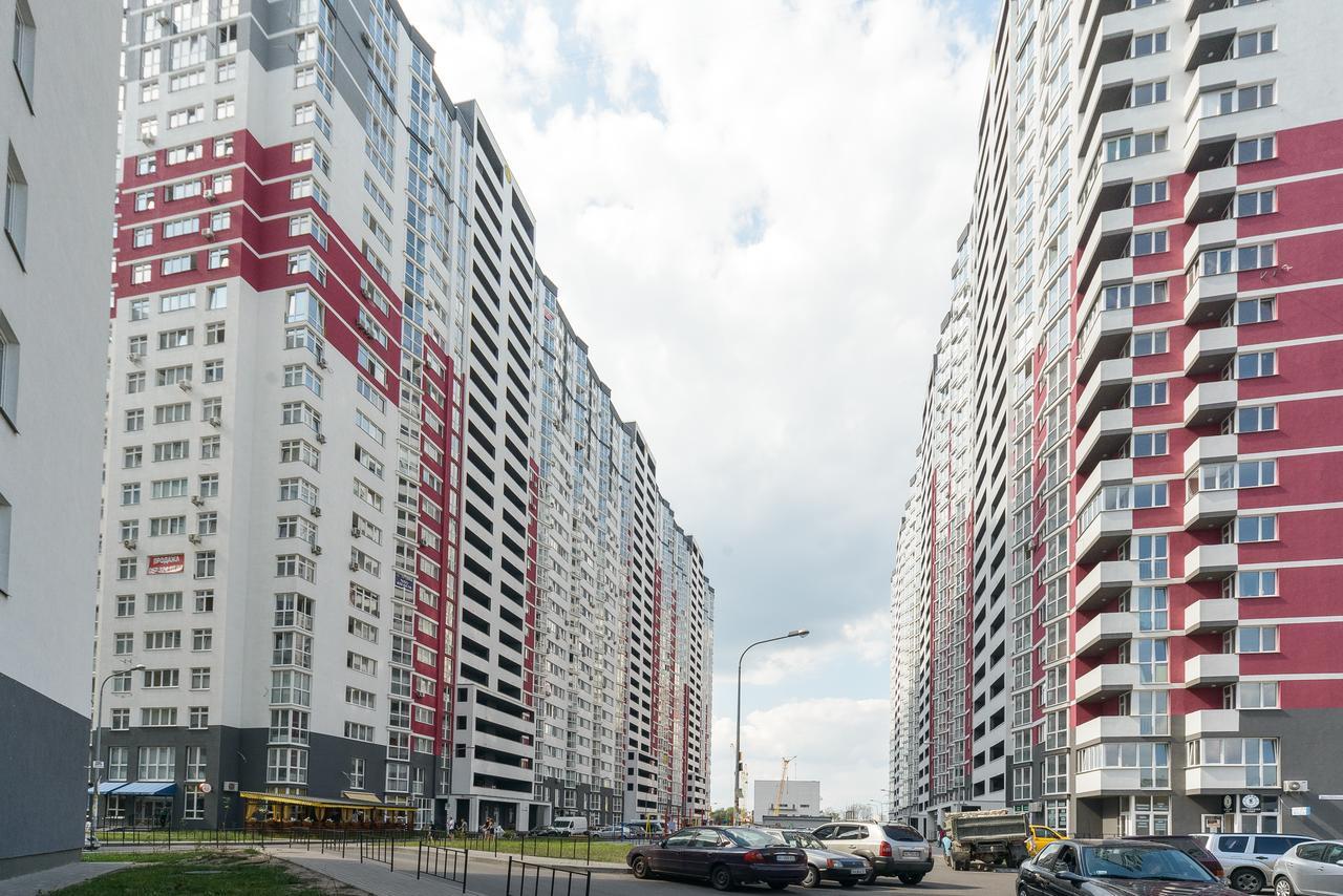 Smart Apartments Drahomanova 2А เคียฟ ภายนอก รูปภาพ